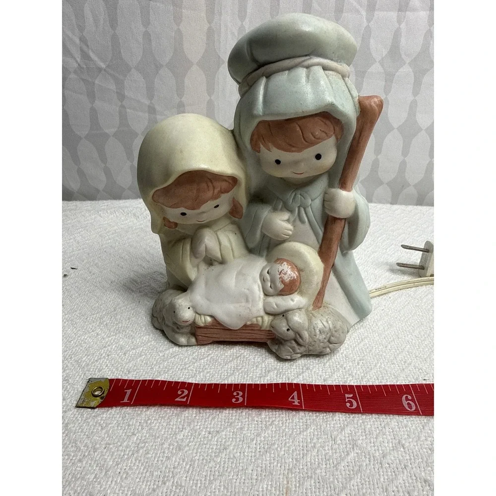 N/A charming ceramic